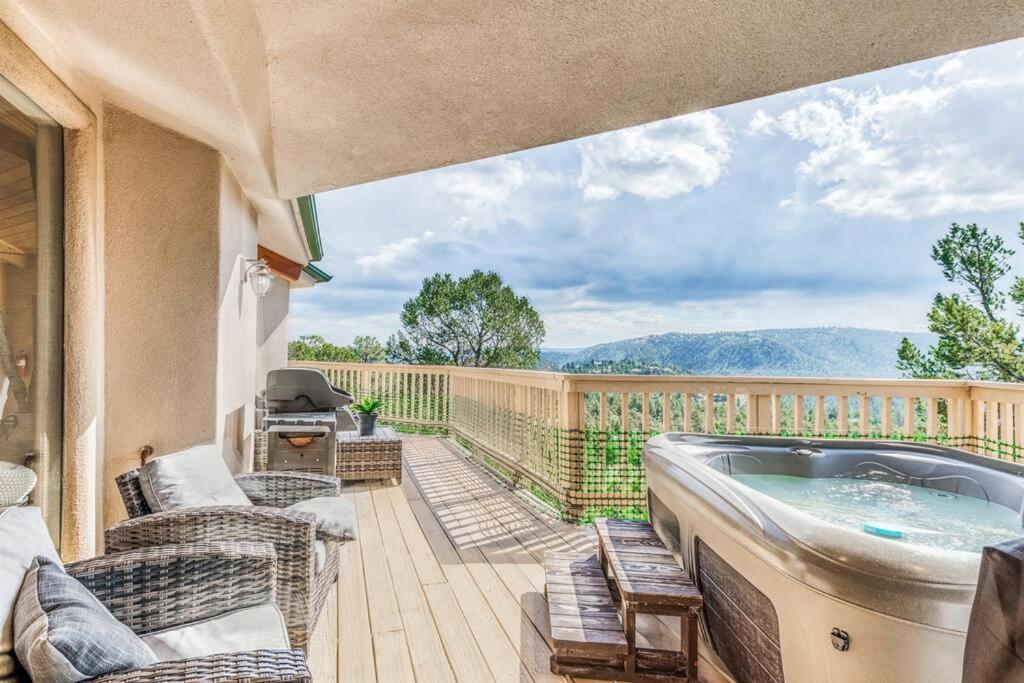 Mesa Verde, Hot Tub, Pedestal Octagon Home / Mount Ruidoso Exterior photo