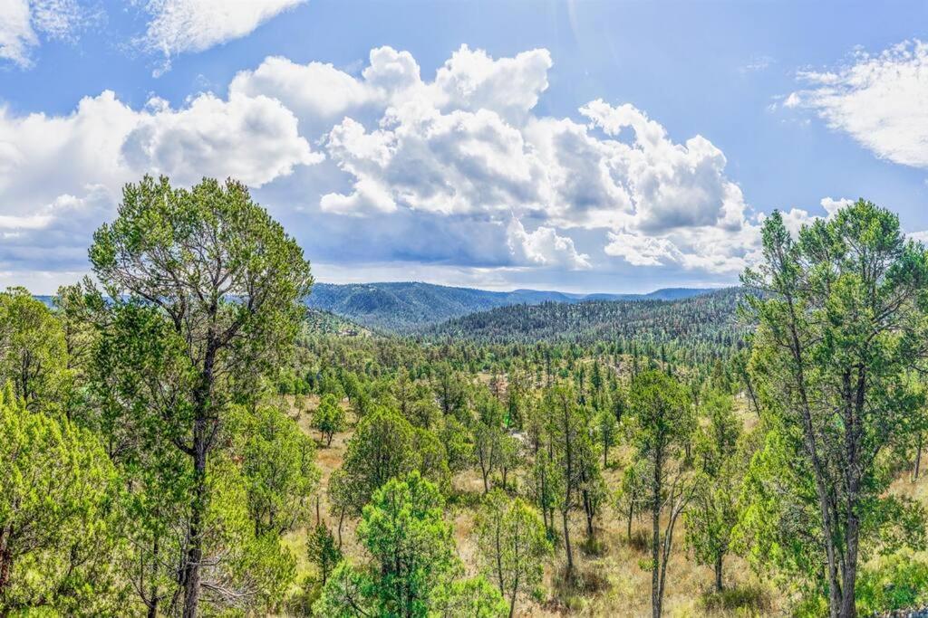 Mesa Verde, Hot Tub, Pedestal Octagon Home / Mount Ruidoso Exterior photo