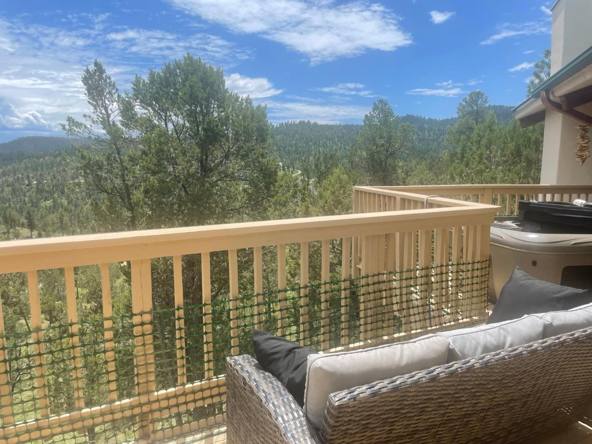 Mesa Verde, Hot Tub, Pedestal Octagon Home / Mount Ruidoso Exterior photo